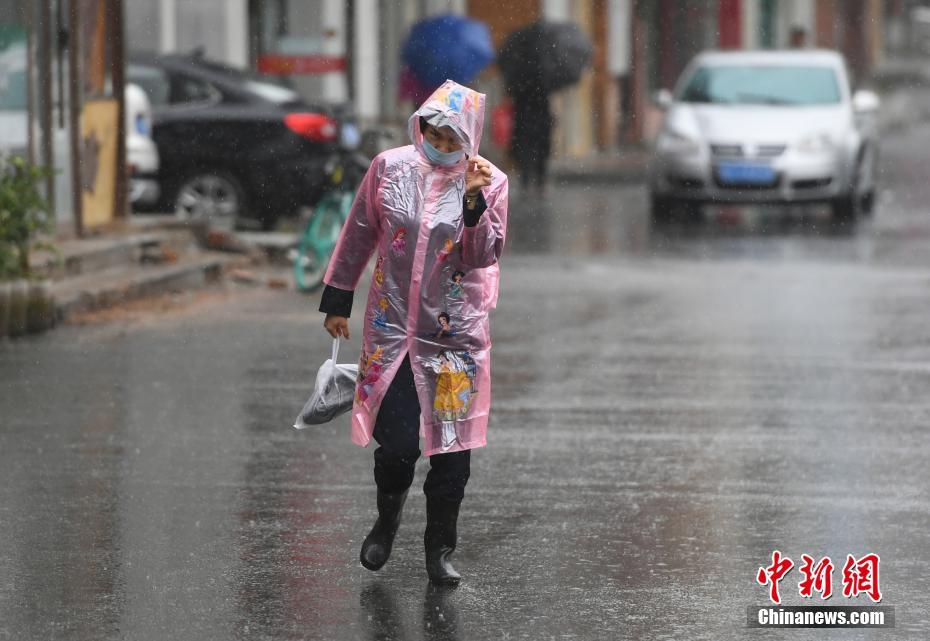 Muitos lugares enfrentam tempestades devido ao Tufão Maysak