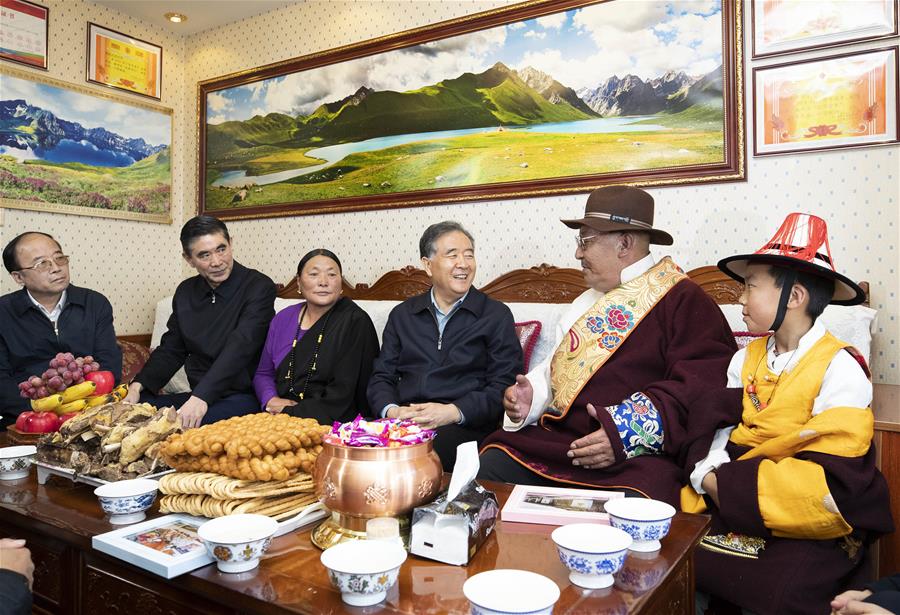 Mais alto conselheiro político enfatiza importância da implementação de princípios orientadores da reunião de trabalho do Tibet