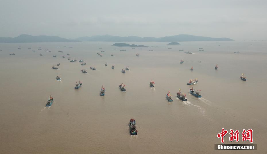 Período de pesca é iniciado no Mar da China Oriental