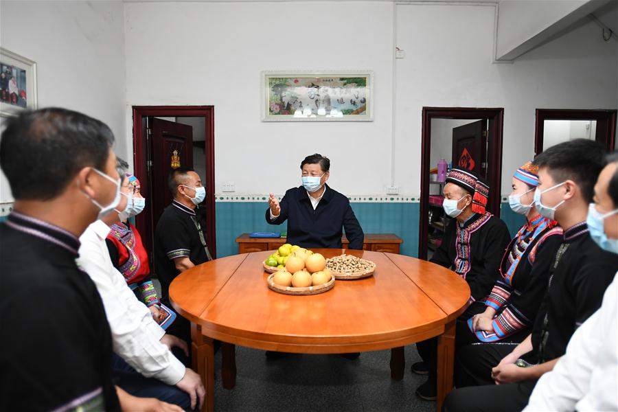 Xi inspeciona Província de Hunan, centro da China