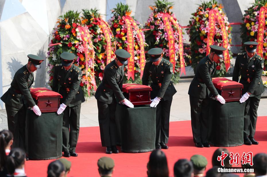 Shenyang realiza cerimónia de sétima trasladação de mártires chineses na Guerra da Coreia