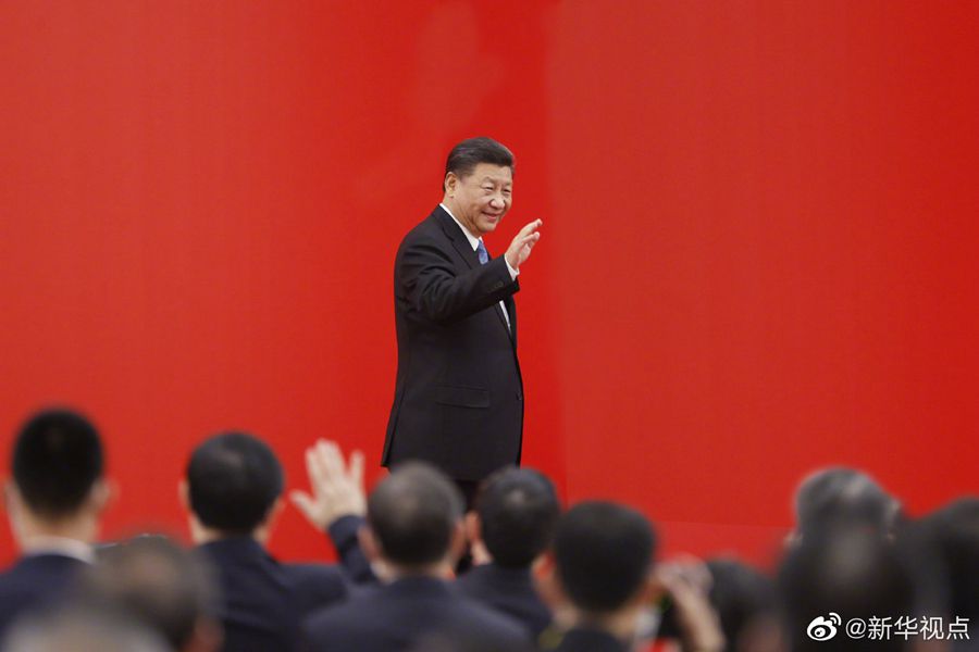 Xi Jinping comparece à celebração do 30º aniversário do estabelecimento da Nova Área de Pudong

