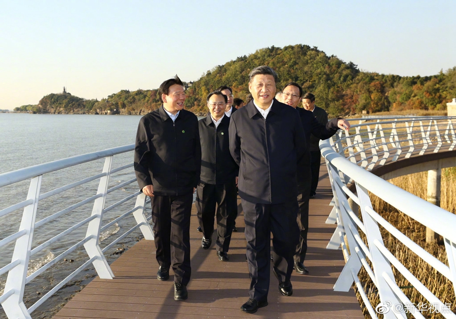 Xi inspeciona proteção ambiental do Rio Yangtzé

