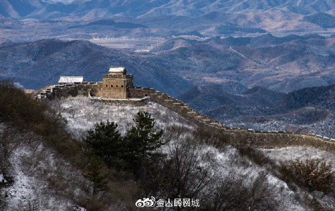 Grande Muralha Jinshanling recebe primeira neve de 2020