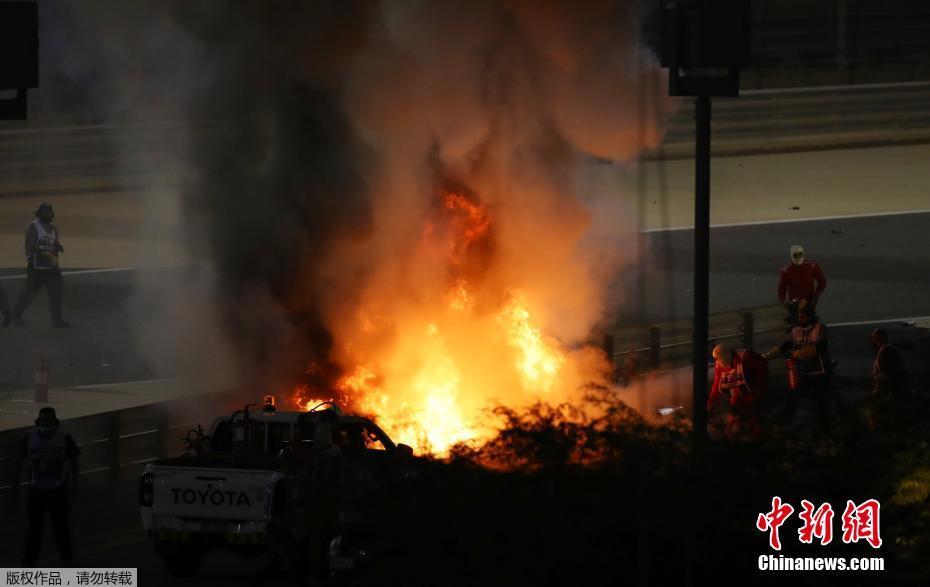 Fórmula 1: carro explode e pega fogo em acidente