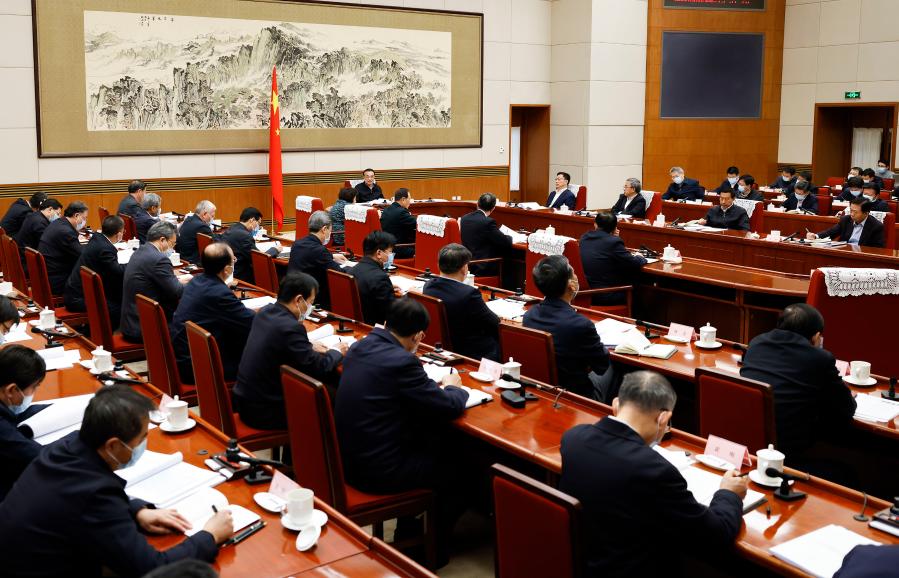 Premiê chinês destaca formulação de plano quinquenal para aprofundar reforma e abertura