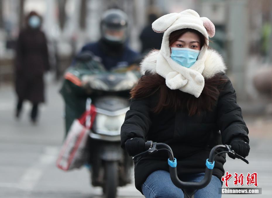 China emite alerta laranja conforme onda de frio congela o país

