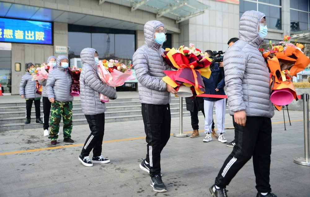 Doze pacientes da Covid-19 recebem alta em Hebei da China