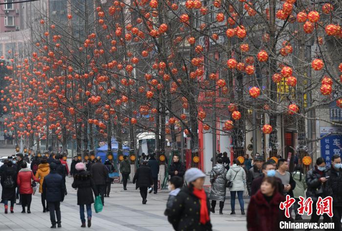 Galeria: Chongqing decorada com lanternas chinesas para o Festival da Primavera