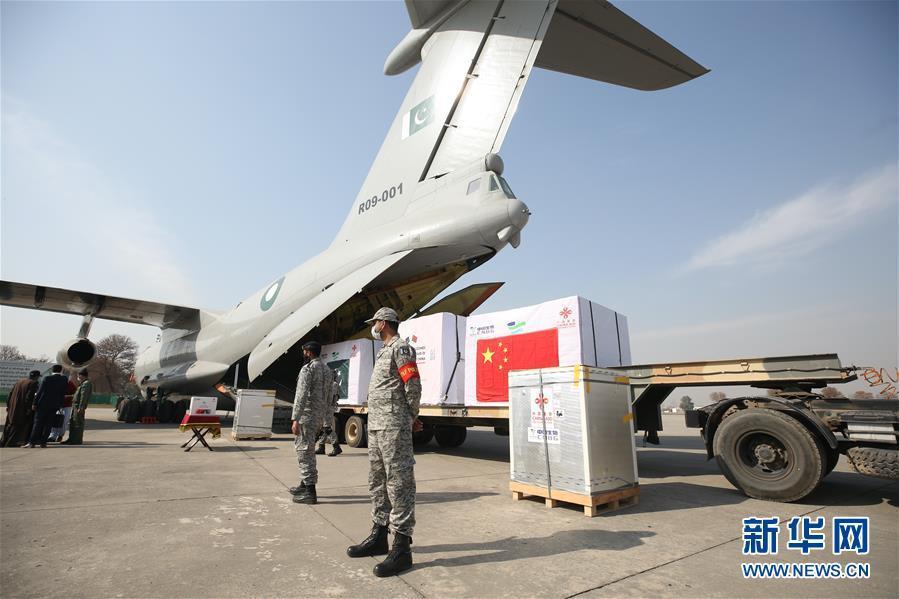 China entrega primeiro lote de vacinas ao Paquistão