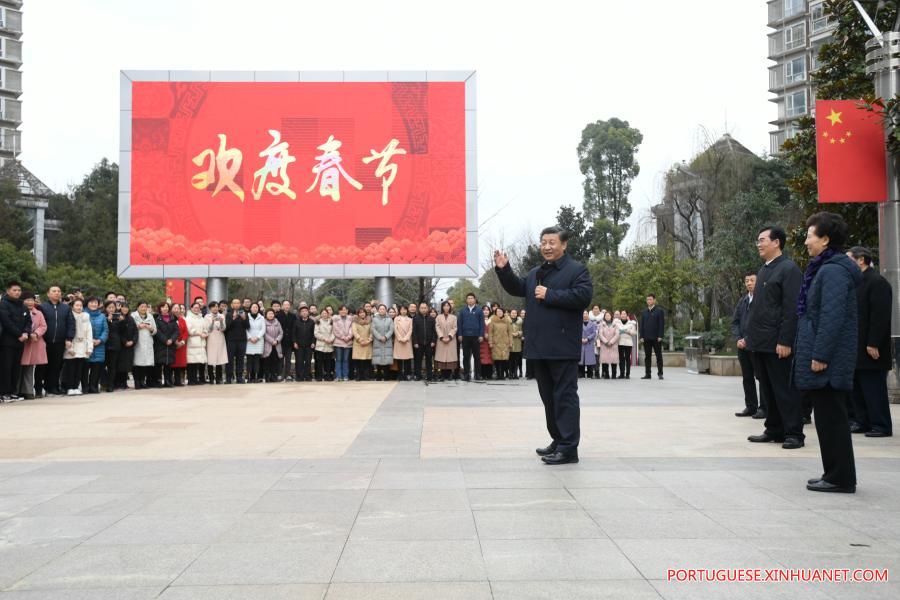 Xi expressa saudações de Ano Novo Chinês desejando uma China próspera

