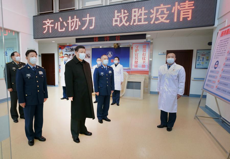 Xi inspeciona tropas da Força Aérea estacionadas em Guizhou


