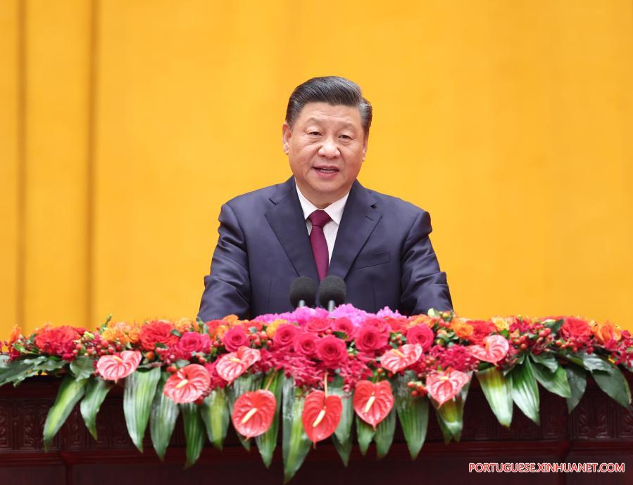Xi estende saudação da Festa da Primavera a todos os chineses
