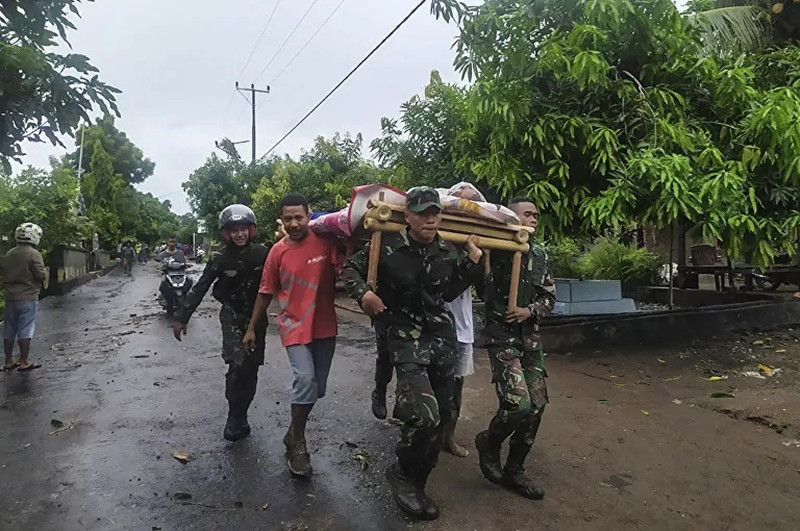 Sobe para 179 número de mortos pelo ciclone Seroja na Indonésia
