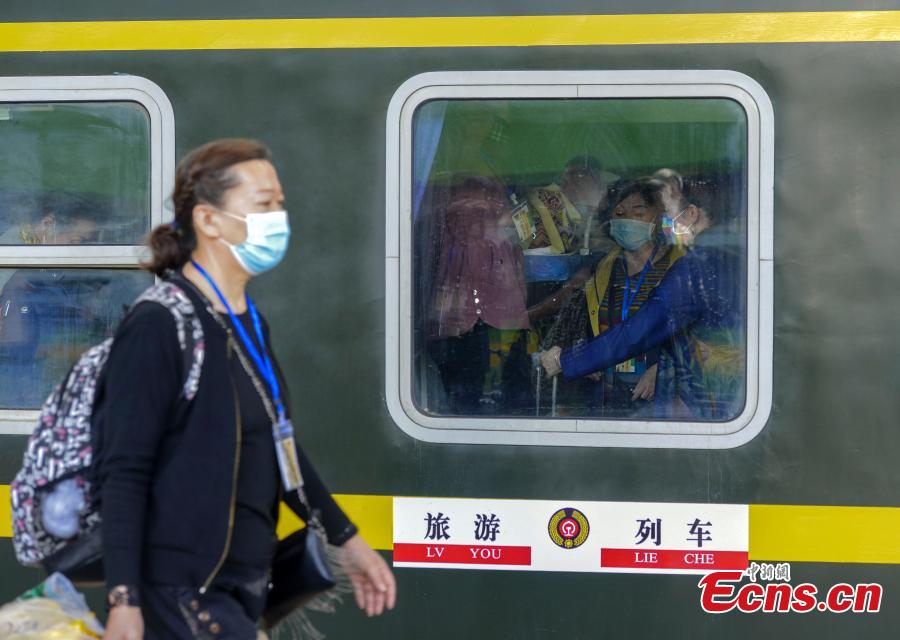 Xinjiang lança seu primeiro trem turístico em 2021