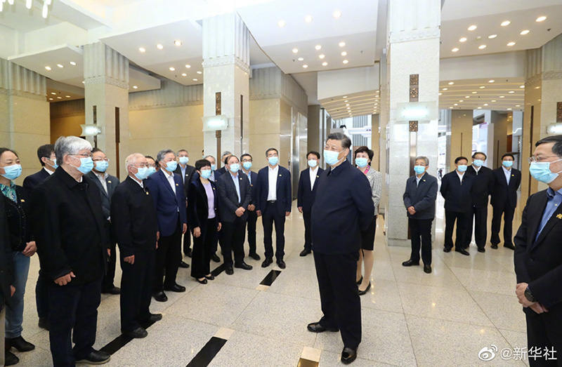 Xi visita Universidade Tsinghua pelo 110º aniversário da instituição