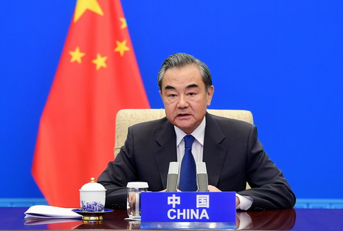 Manutenção da paz deve respeitar soberania e integridade territorial dos países, diz chanceler chinês