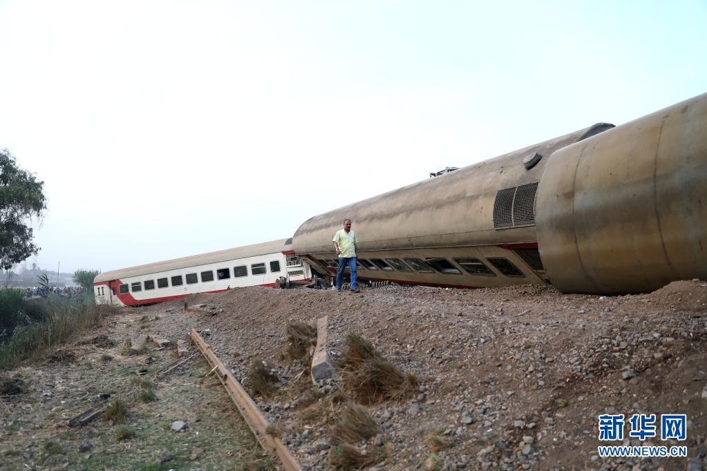 Egito: Descarrilamento de trem deixa 11 mortos e mais de 90 feridos