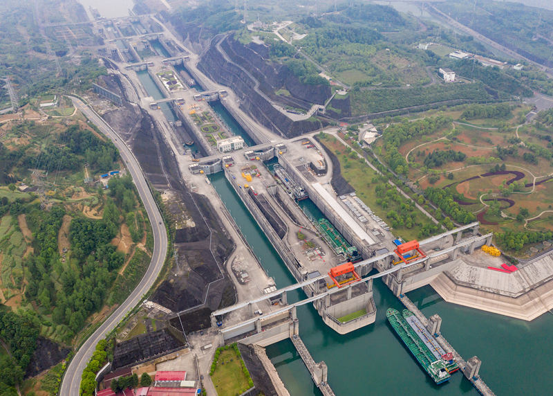 Hubei: Três Gargantas retoma tráfego após manutenção