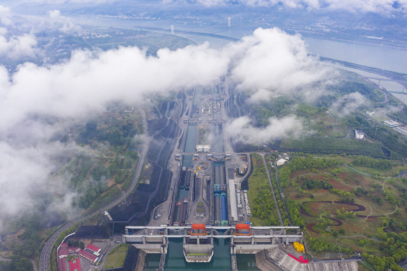 Hubei: Três Gargantas retoma tráfego após manutenção