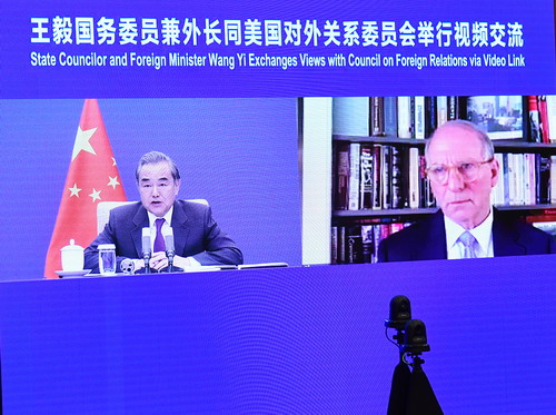 Chanceler chinês estabelece contatos com o Conselho de Relações Exteriores dos Estados Unidos