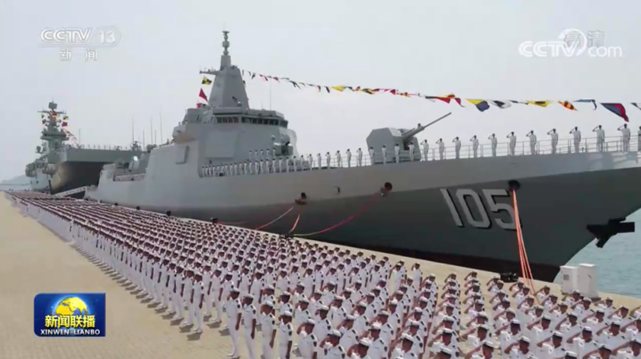 Xi Jinping participa de cerimônia de comissionamento de navios de guerra