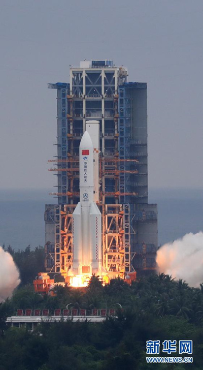 China lança módulo central da estação espacial Tianhe