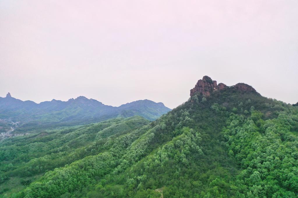 Paisagem da montanha Guwudang em Handan, província de Hebei
