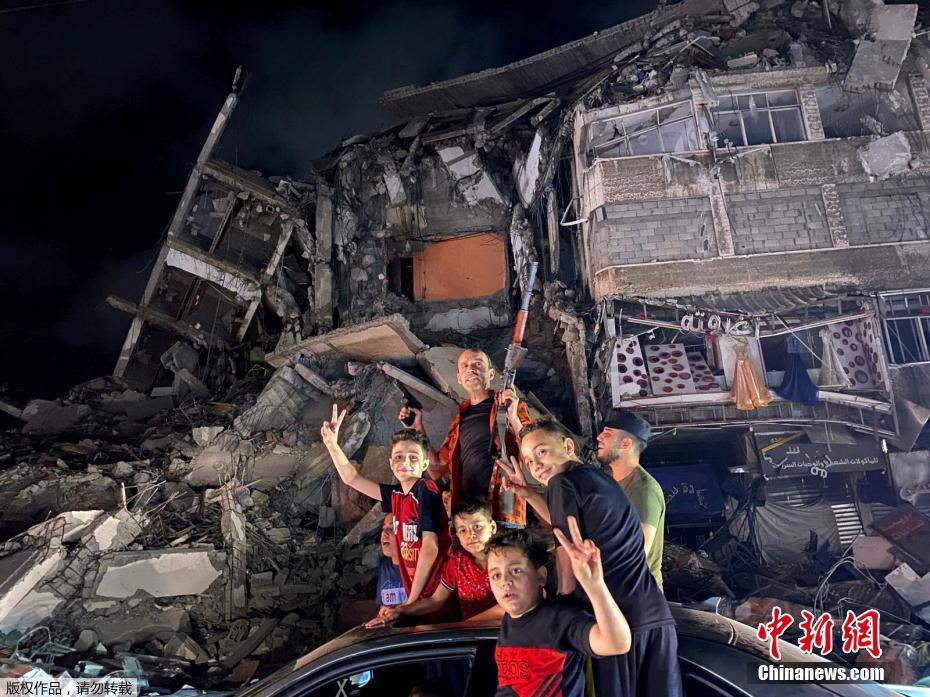 Povo de Gaza celebra cessar-fogo com Israel