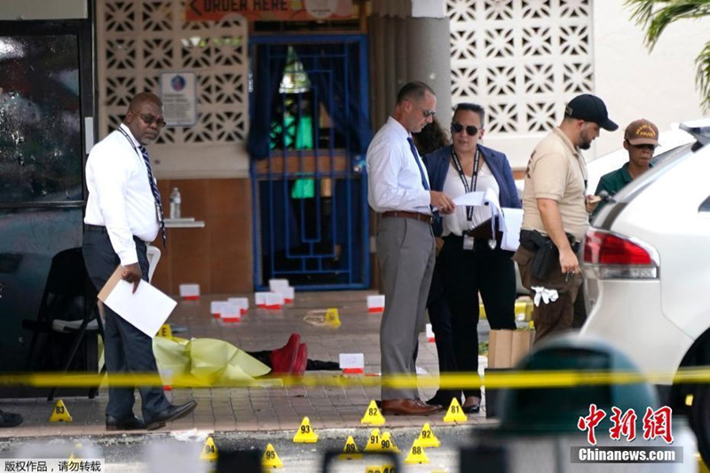 EUA: tiroteio em Miami deixa dois mortos e ao menos 20 feridos