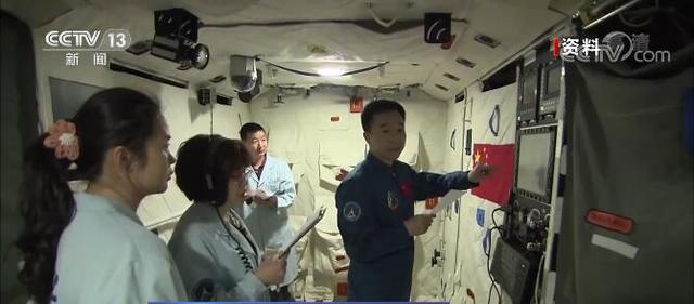 Passeios espaciais são planejados para missões Shenzhou