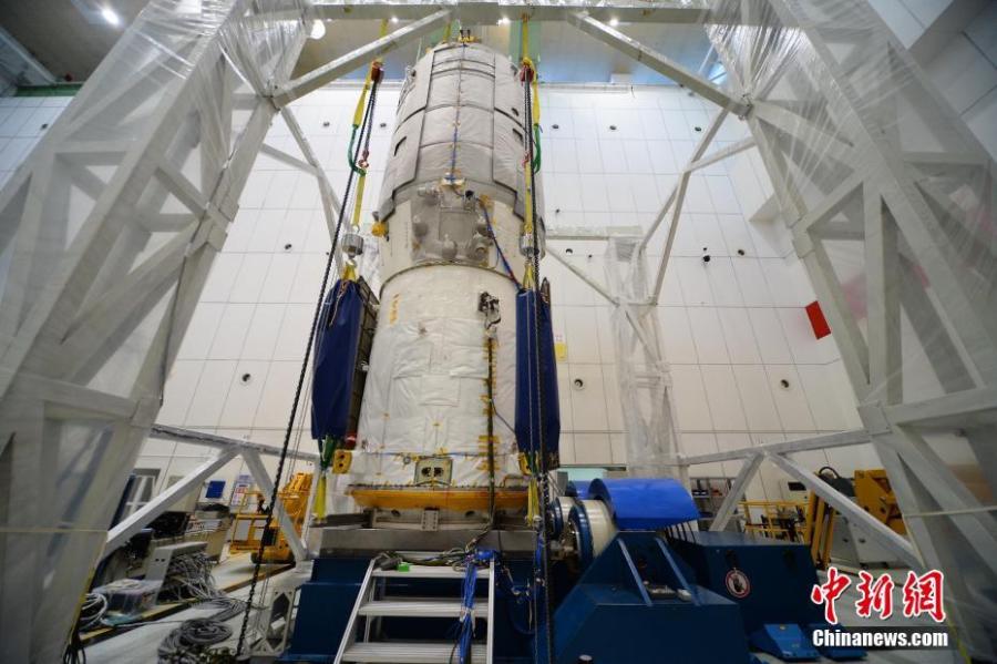 China revela espaçonave de carga Tianzhou-2 