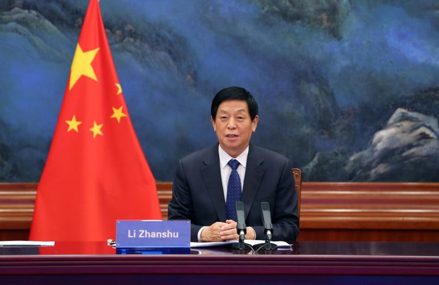 China promete promover causa socialista e relações bilaterais com Vietnã