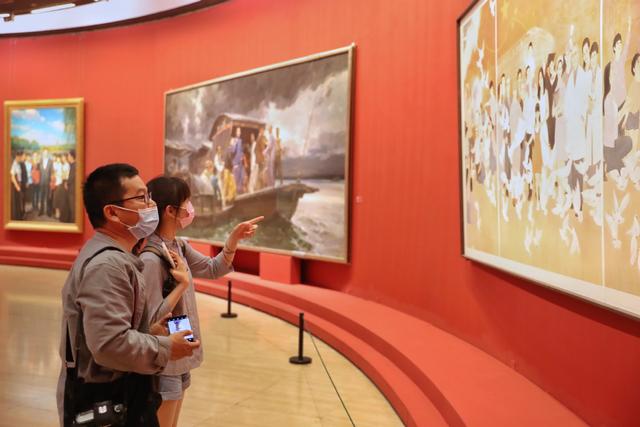 Exposição de arte é inaugurada em Beijing para celebrar centenário do PCCh