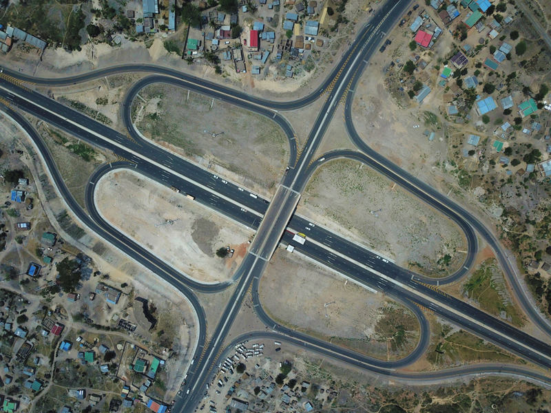 Moçambique: concluído projeto de reconstrução e ampliação da rodovia N6 