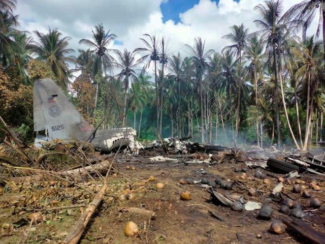 Número de mortos sobe para 45 na queda do avião militar das Filipinas