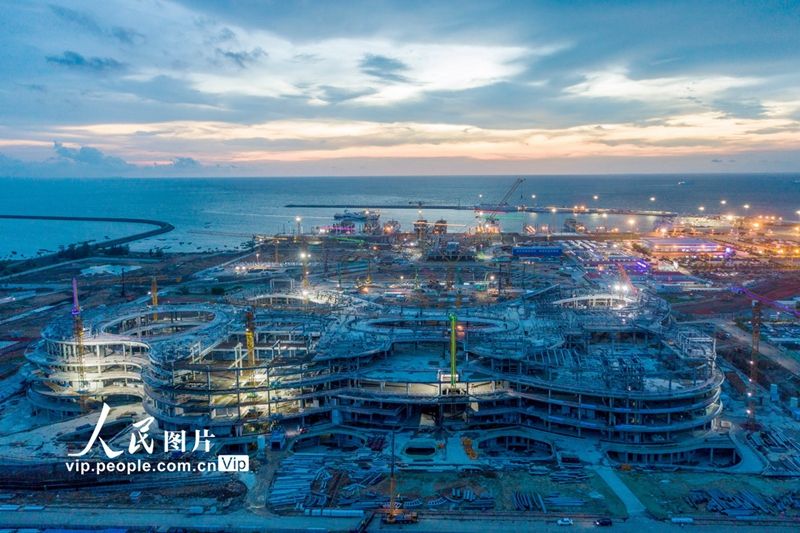 Construção do complexo Haikou International Duty Free City está em andamento