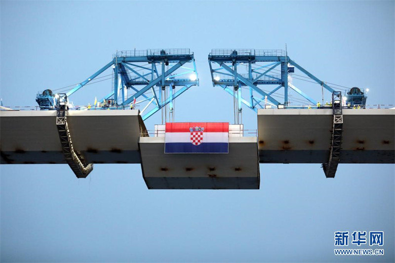 Ponte transfronteiriça de Pelješac construída por empresa chinesa é selada na Croácia 
