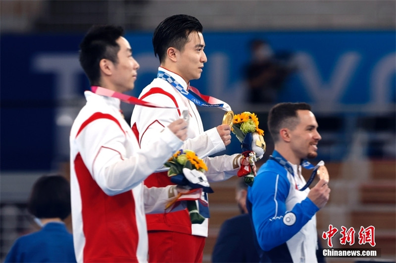 Olimpíadas: Liu Yang conquista medalha de ouro nas argolas