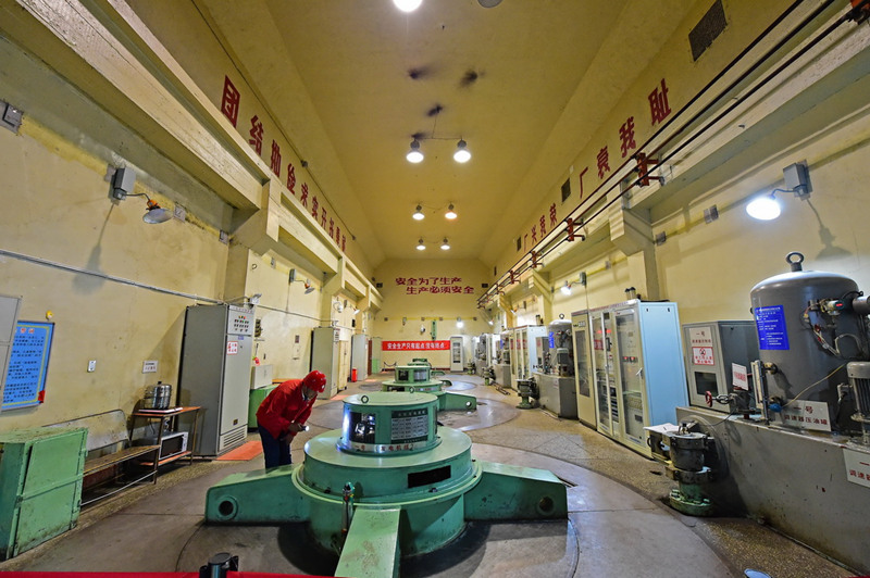 Xinjiang: estação de energia hidrelétrica está localizada a 136 metros subterrâneos  