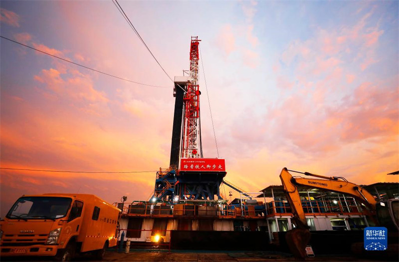 China descobre grande campo petrolífero de xisto