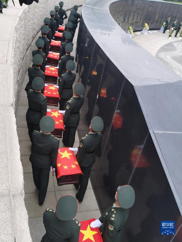 China realiza funeral de 109 soldados mártires da Guerra da Coreia