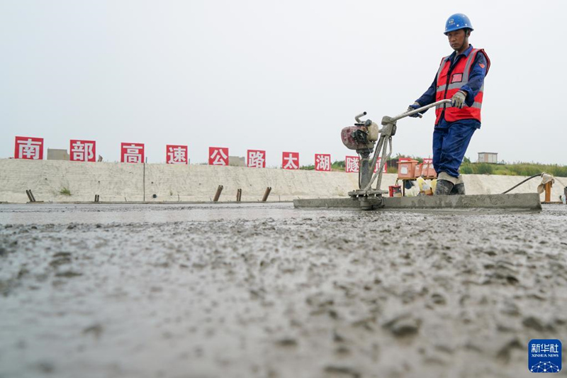 China: construção da secção principal do mais longo túnel subaquático é concluída