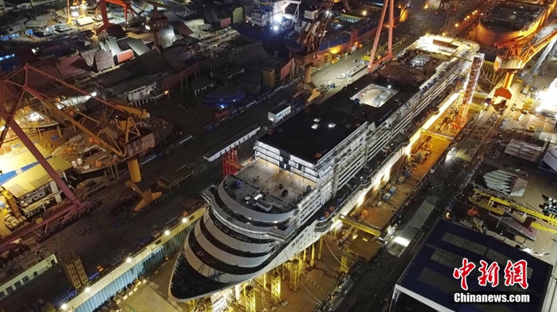 Primeiro grande navio de cruzeiro doméstico da China está em construção 