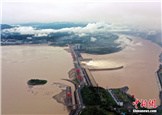 China: reservatório das Três Gargantas aumenta fluxo de descarga