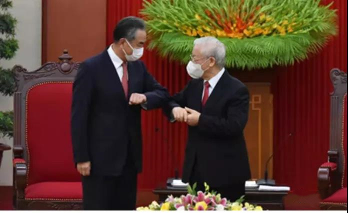 China e Vietnã prometem fortalecer ainda mais parceria de cooperação estratégica abrangente