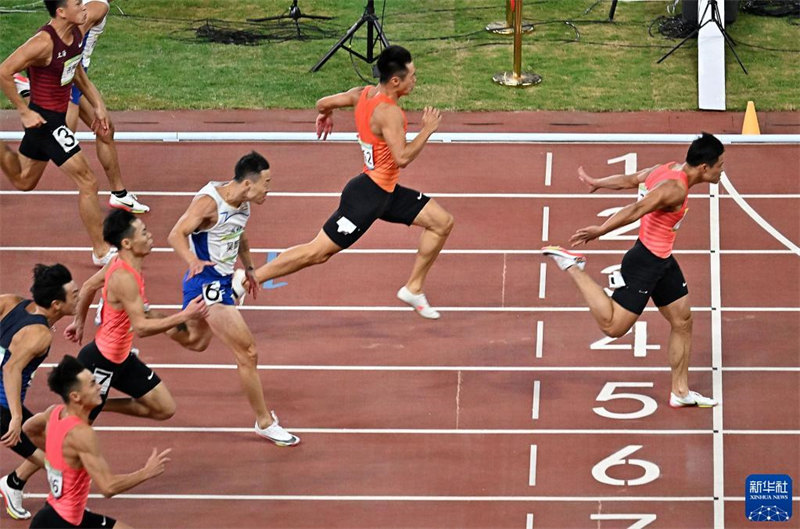 Jogos Nacionais: velocista Su Bingtian conquista medalha de ouro de 100 metros rasos masculinos