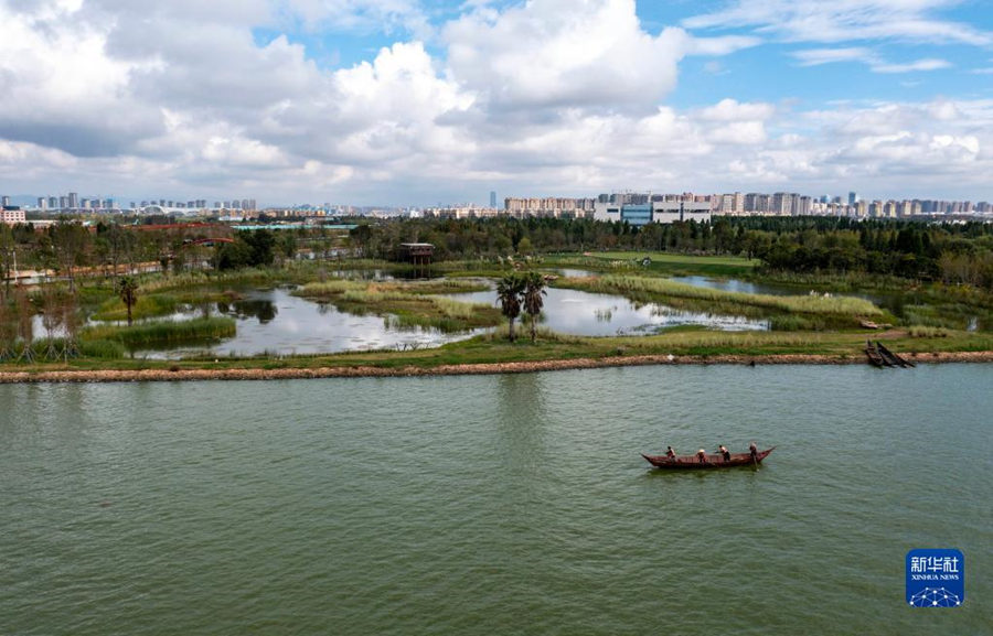 China: construção do Pantanal da Península de Baofeng em Kunming entra na fase final