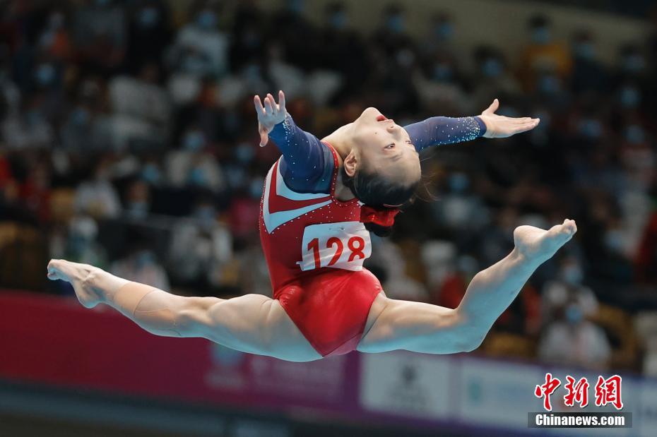 Jogos Nacionais: Zhou Yaqin conquistou medalha de ouro da trave de equilíbrio feminina