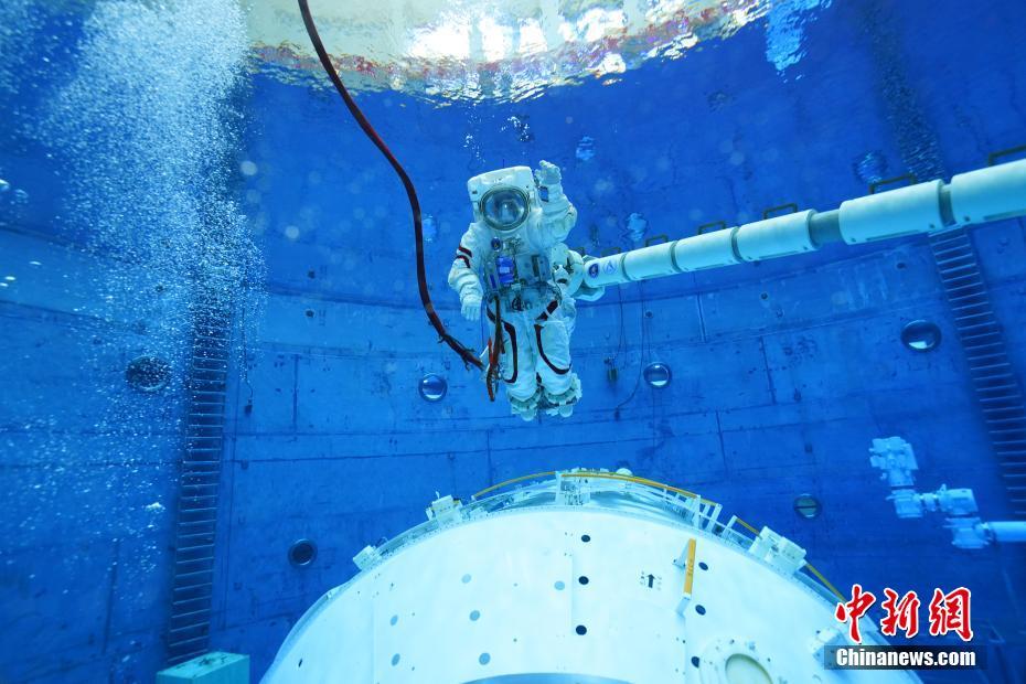 Galeria: treinamento da tripulação da missão Shenzhou-13